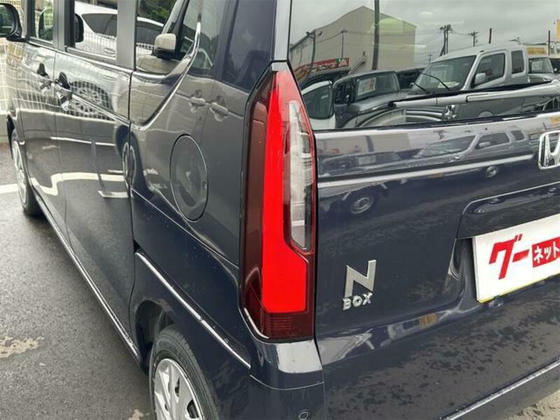 N BOX