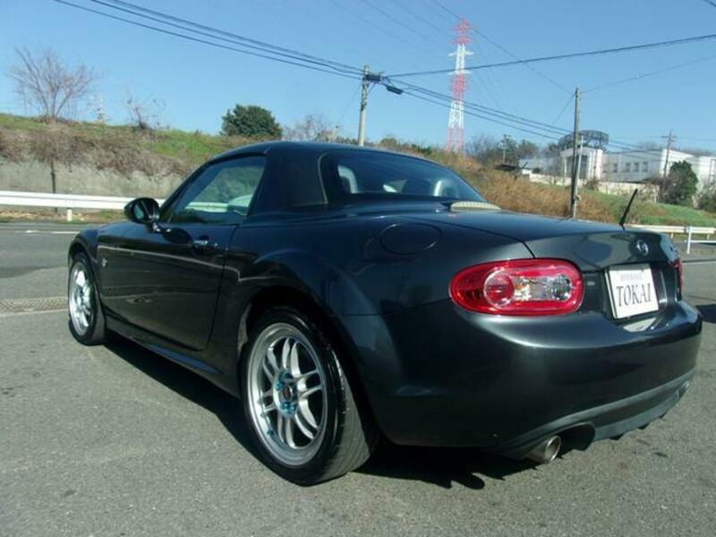 ROADSTER