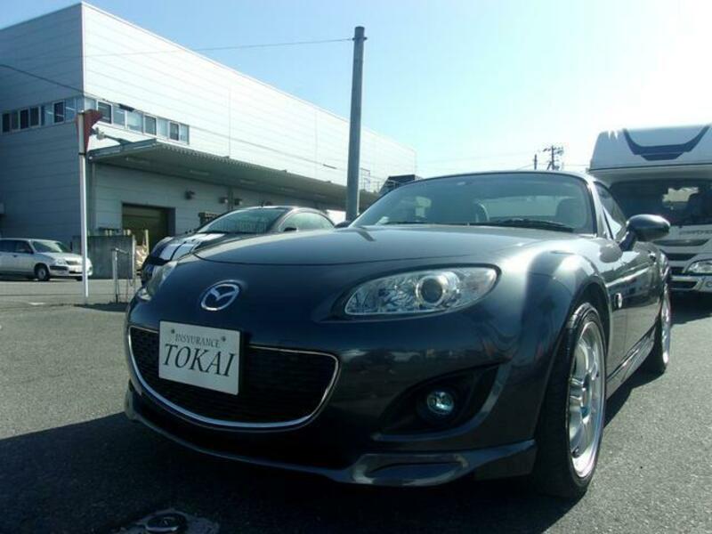 ROADSTER-0