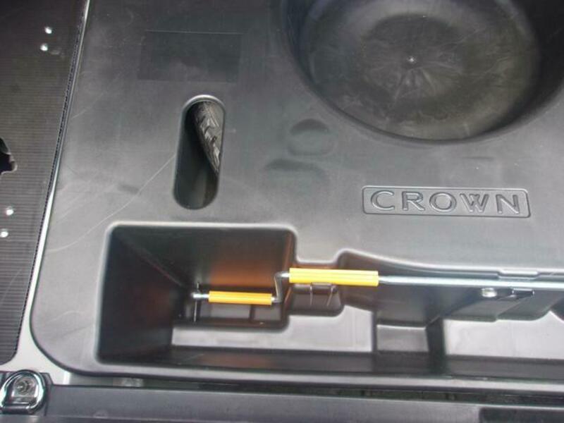 CROWN