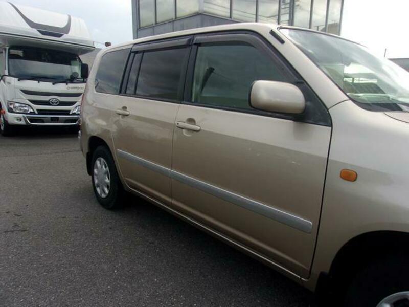 SUCCEED VAN