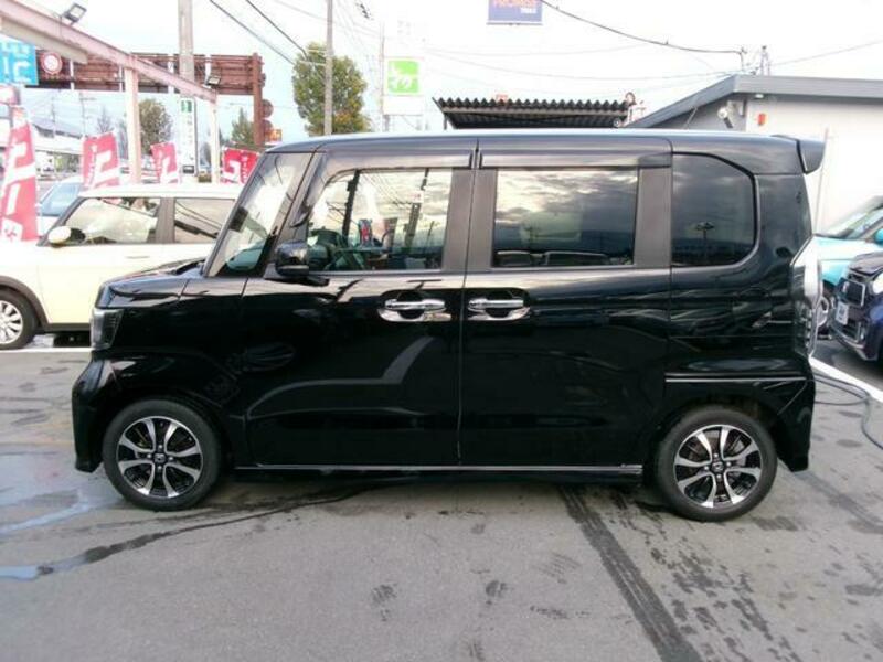 N BOX CUSTOM