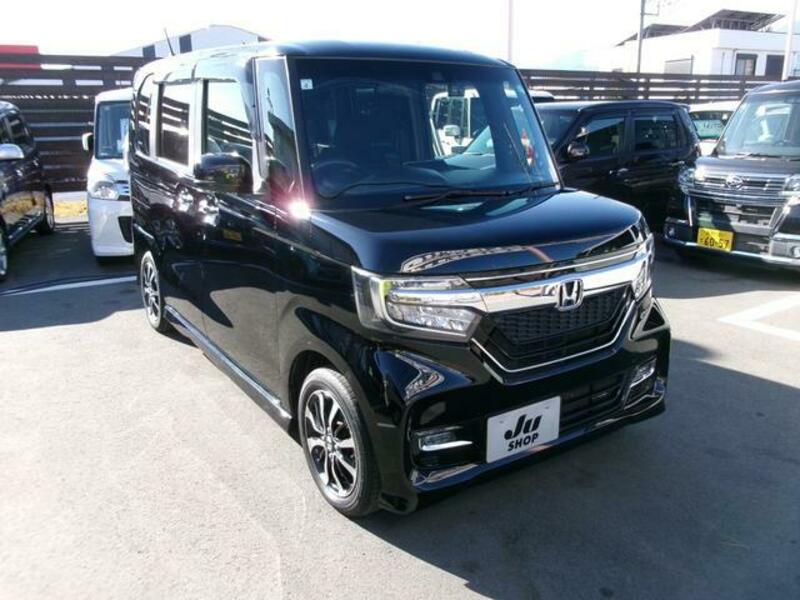 N BOX CUSTOM
