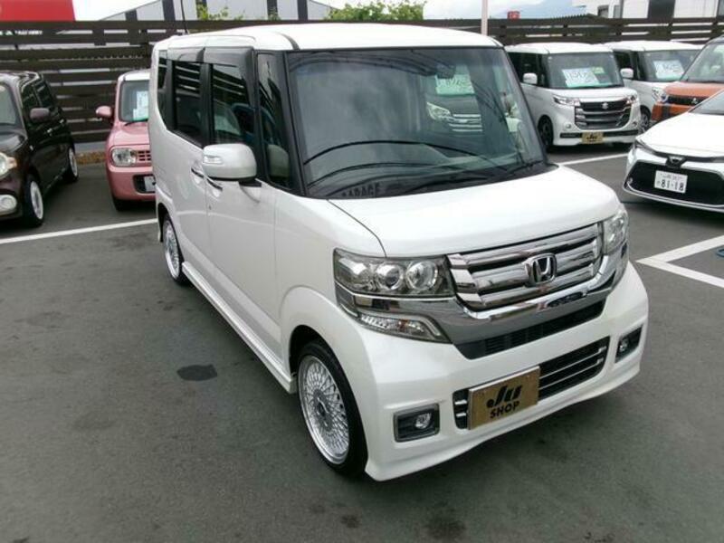 HONDA N BOX CUSTOM