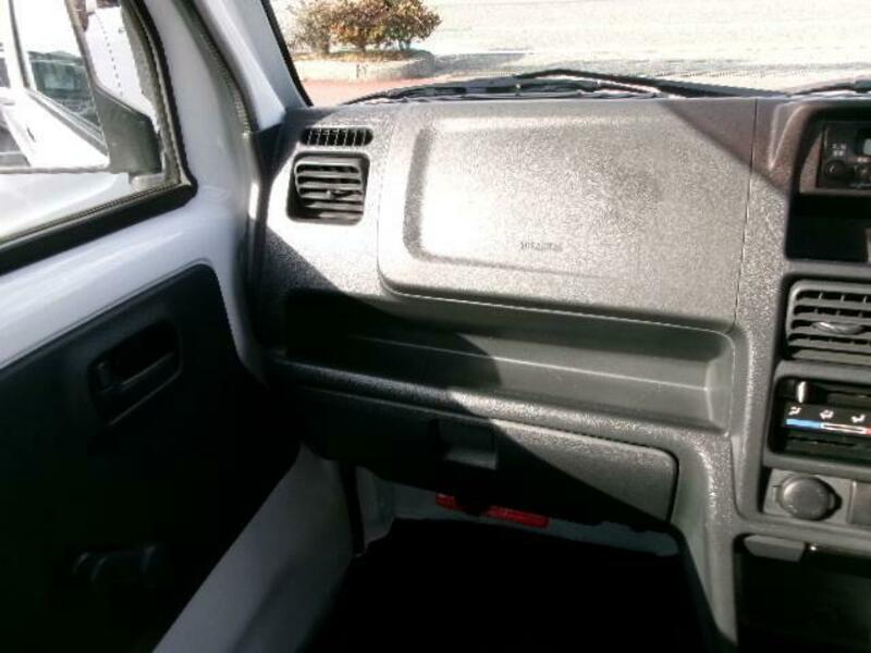 MINICAB TRUCK