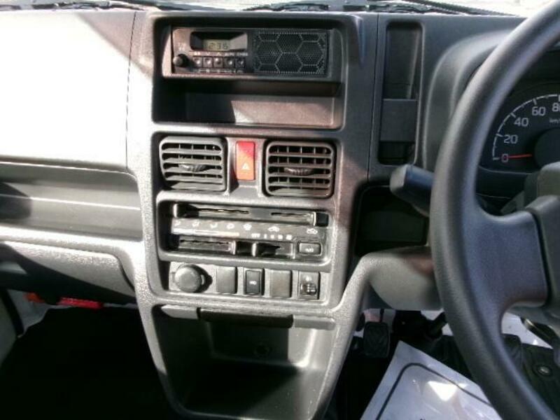 MINICAB TRUCK