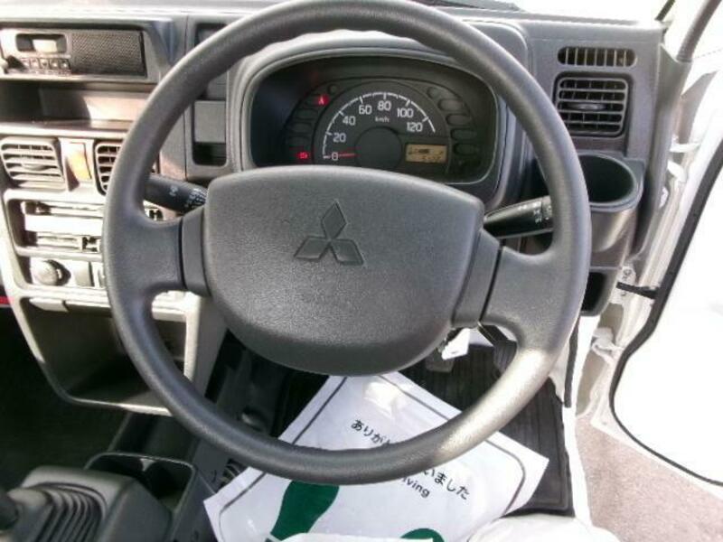 MINICAB TRUCK