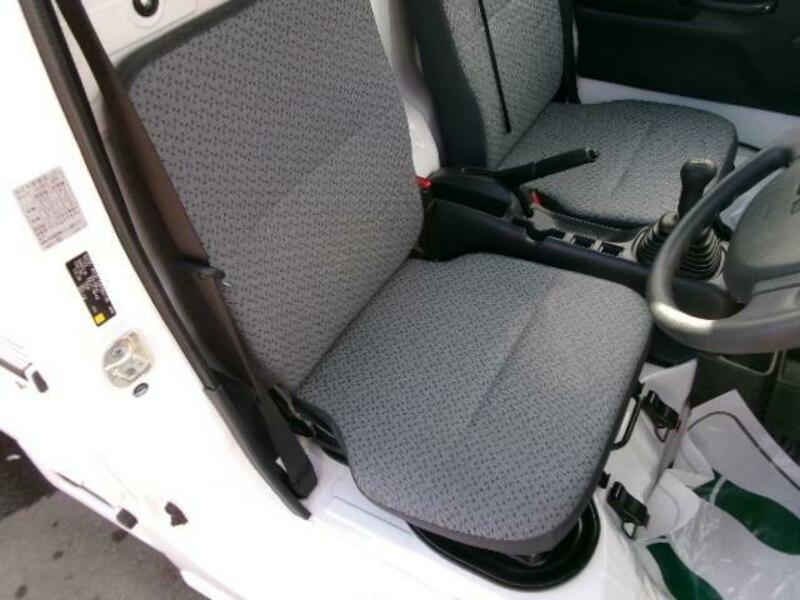 MINICAB TRUCK