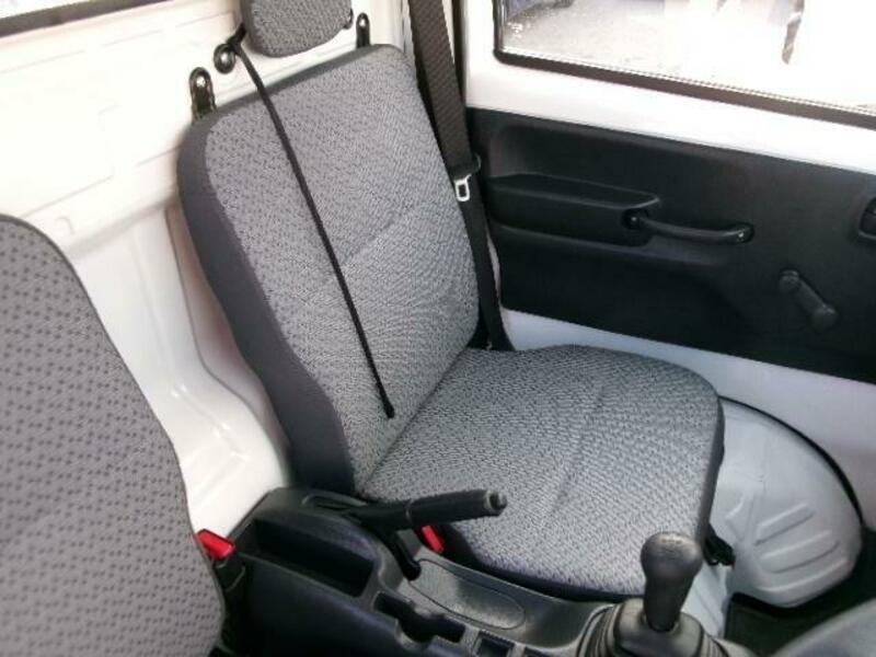 MINICAB TRUCK