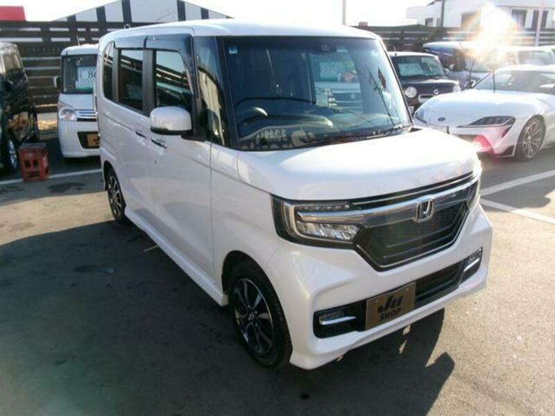 HONDA N BOX CUSTOM