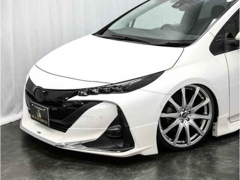 PRIUS PHV