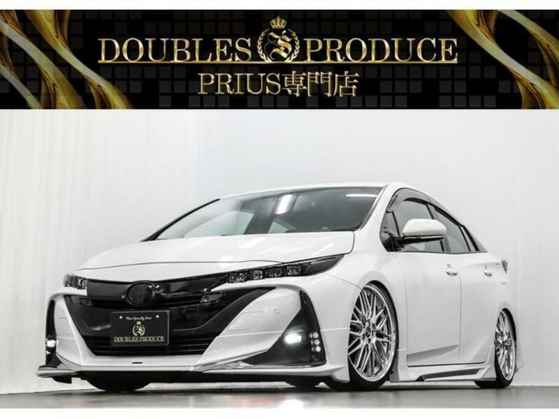 TOYOTA PRIUS PHV