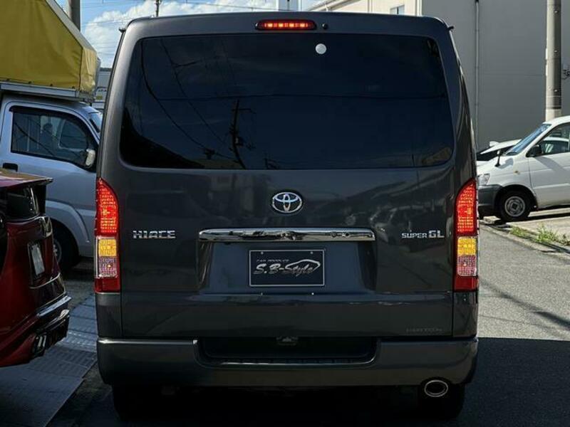 HIACE VAN