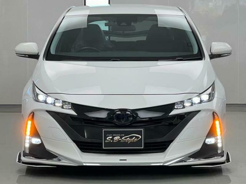 PRIUS PHV