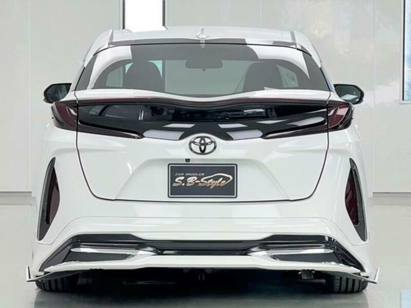 PRIUS PHV