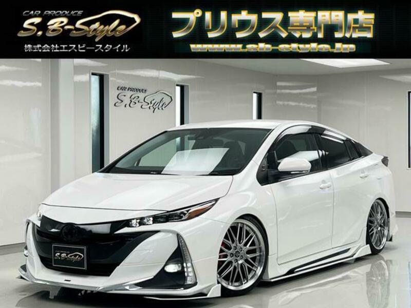 TOYOTA PRIUS PHV