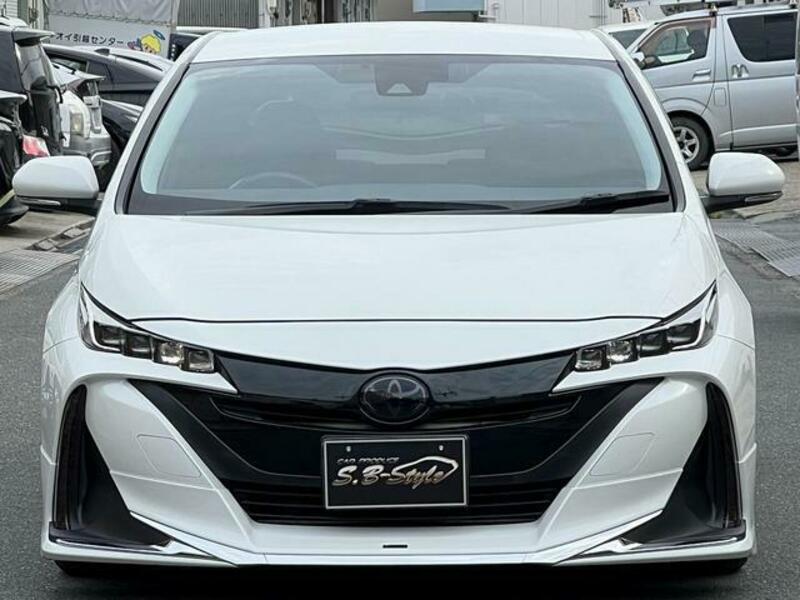 PRIUS PHV