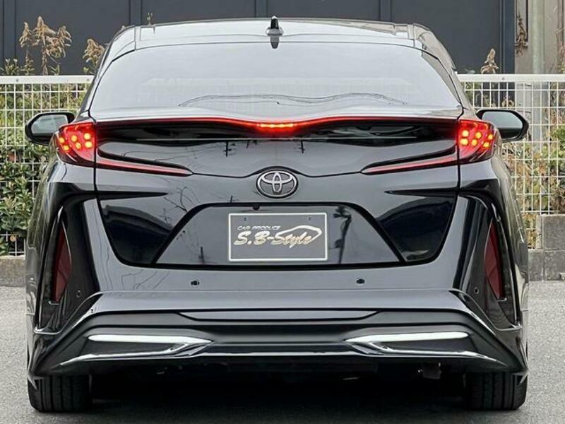 PRIUS PHV