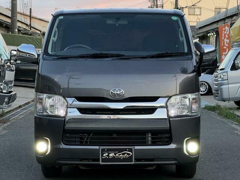 HIACE VAN