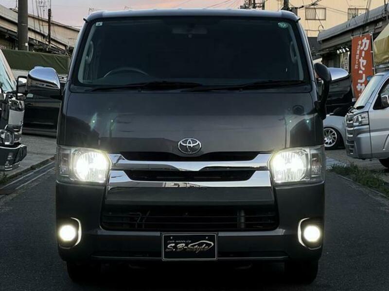 HIACE VAN