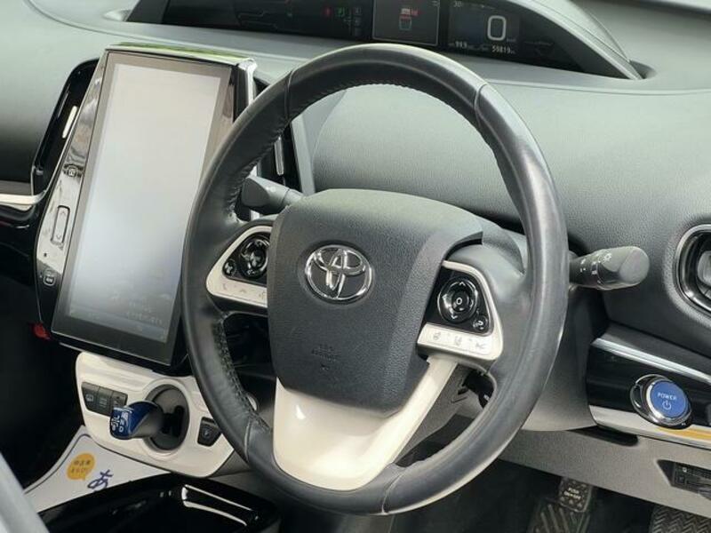 PRIUS PHV