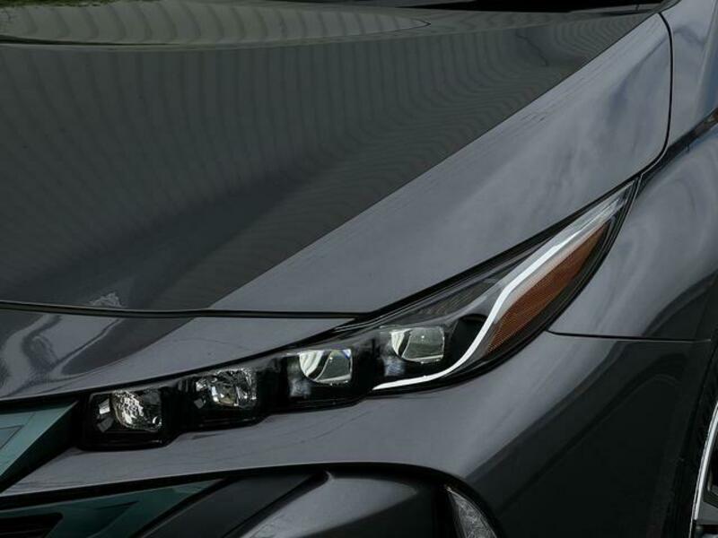 PRIUS PHV