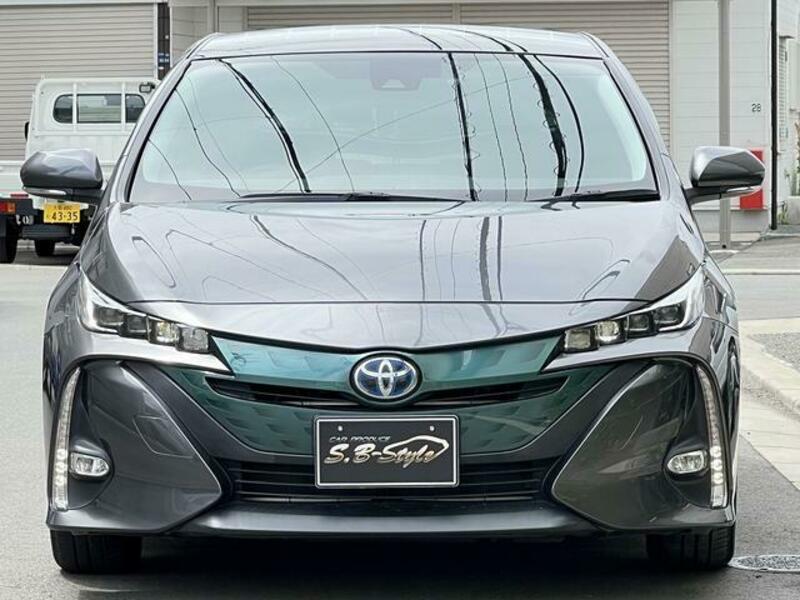 PRIUS PHV