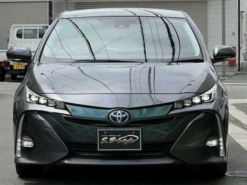PRIUS PHV