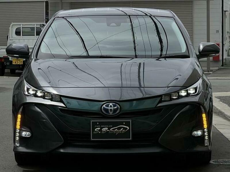 PRIUS PHV