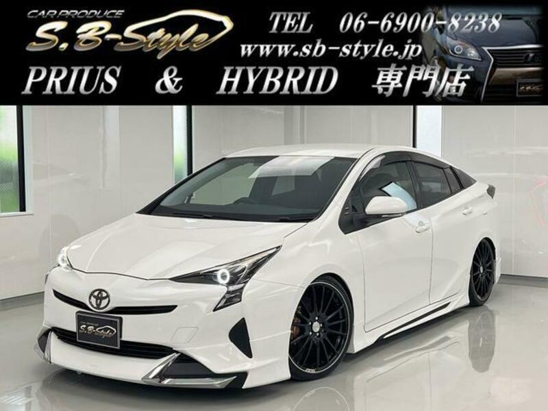 TOYOTA PRIUS