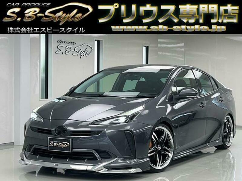 TOYOTA PRIUS