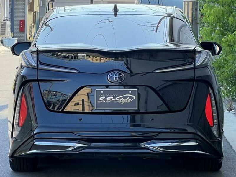 PRIUS PHV