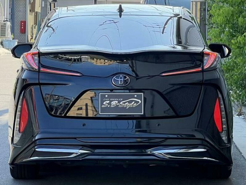 PRIUS PHV
