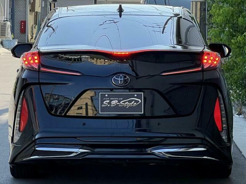 PRIUS PHV
