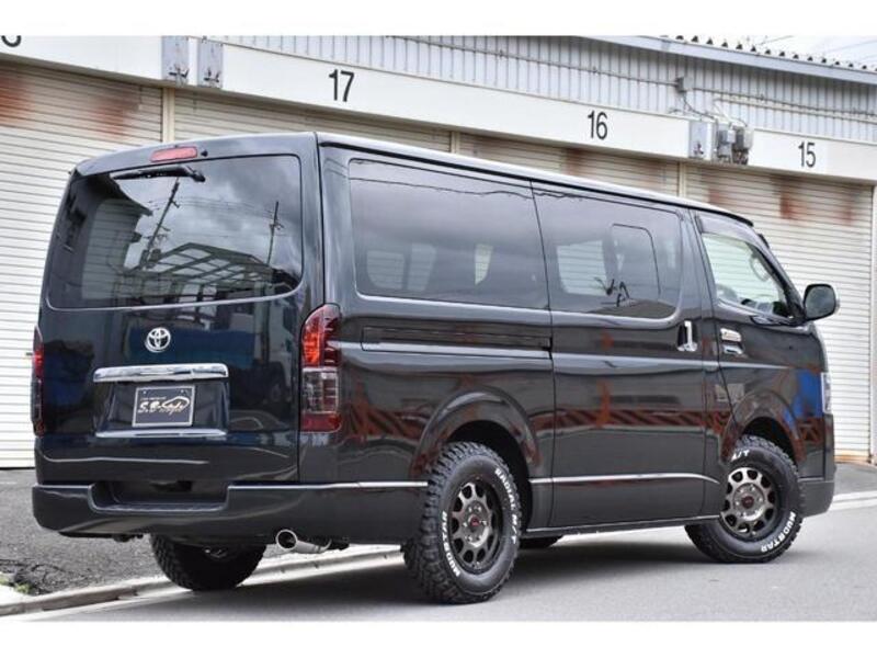 HIACE VAN