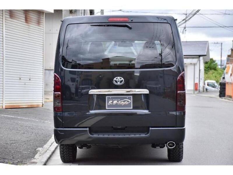 HIACE VAN
