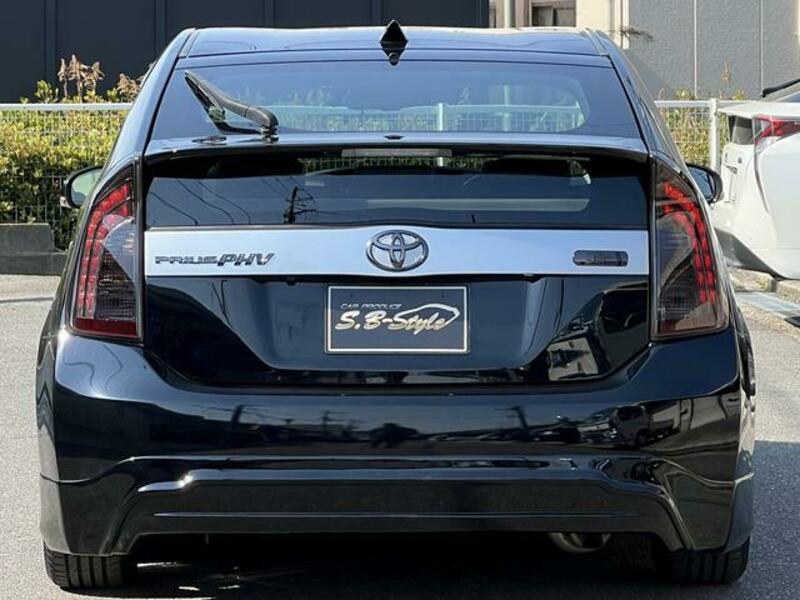 PRIUS PHV