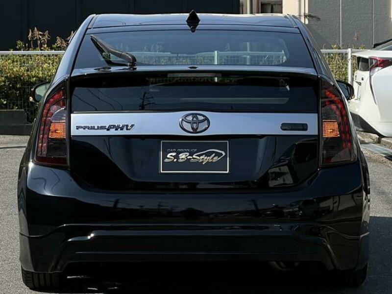 PRIUS PHV