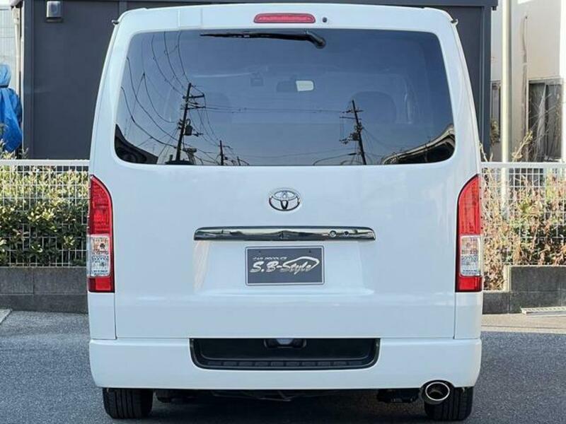 HIACE VAN