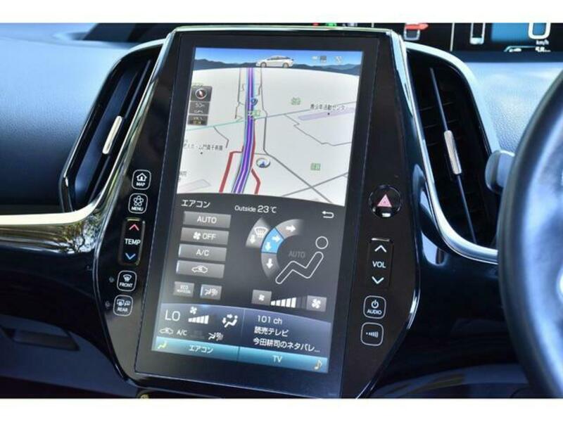 PRIUS PHV