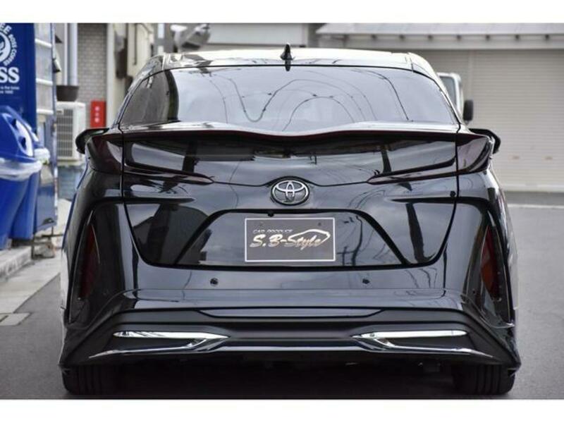 PRIUS PHV