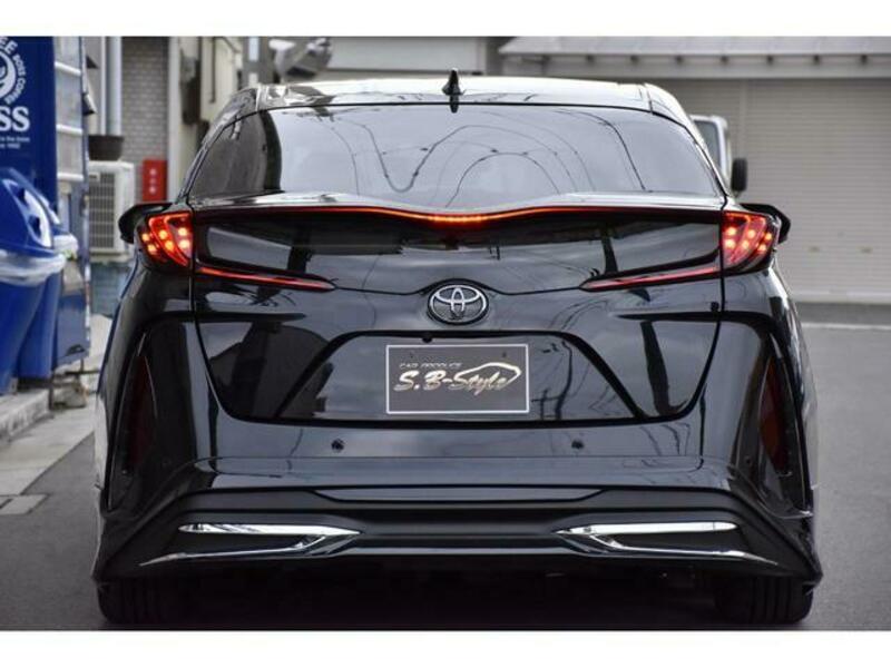 PRIUS PHV
