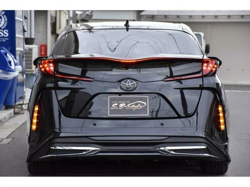 PRIUS PHV