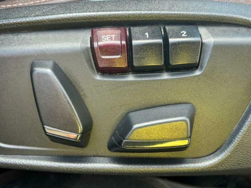 X1