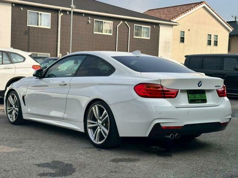 4 SERIES