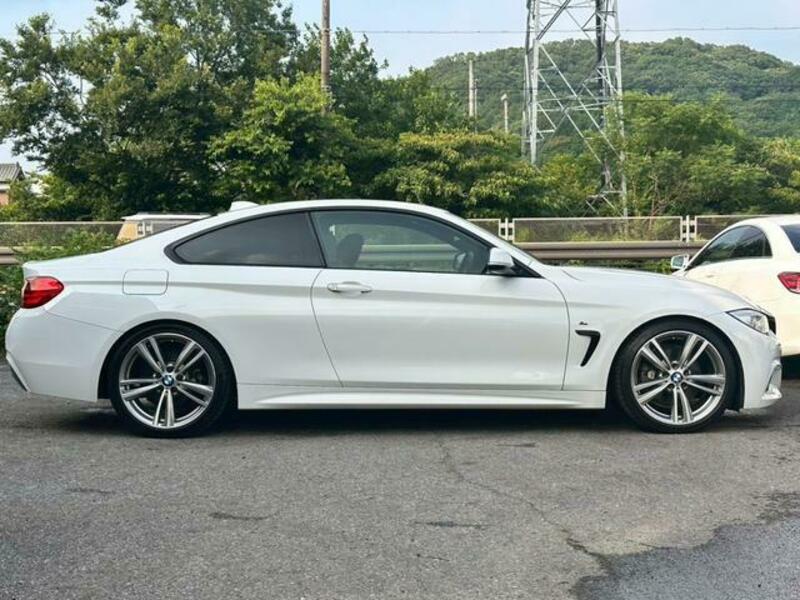 4 SERIES