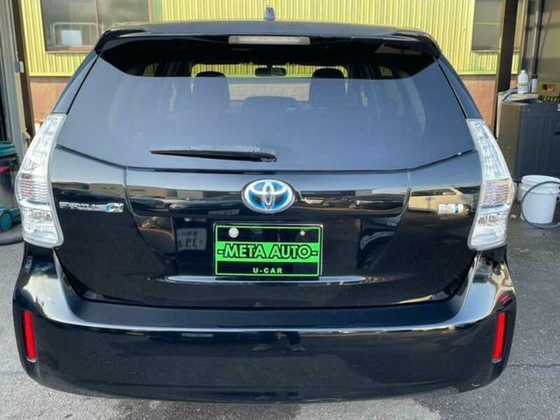 PRIUS ALPHA