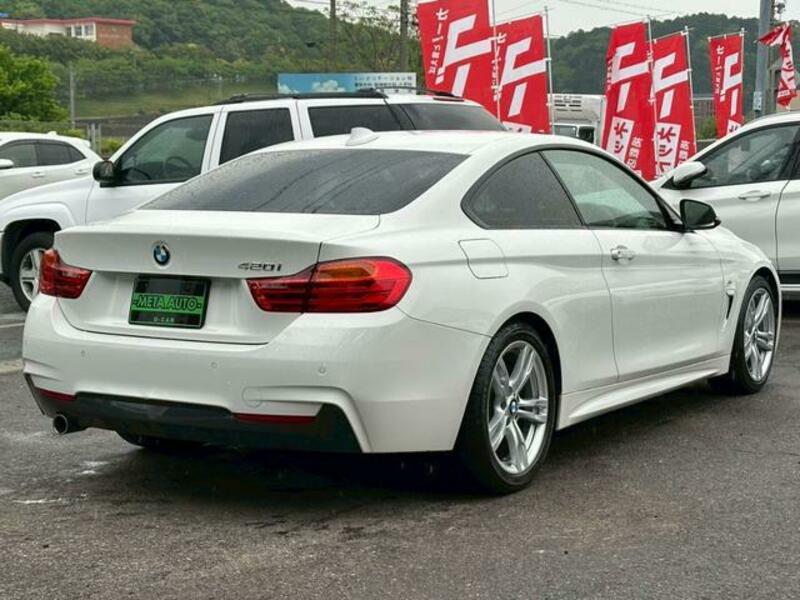 4 SERIES