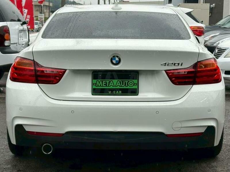 4 SERIES