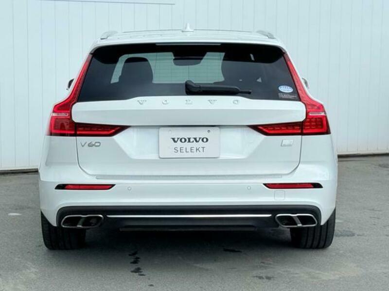 V60